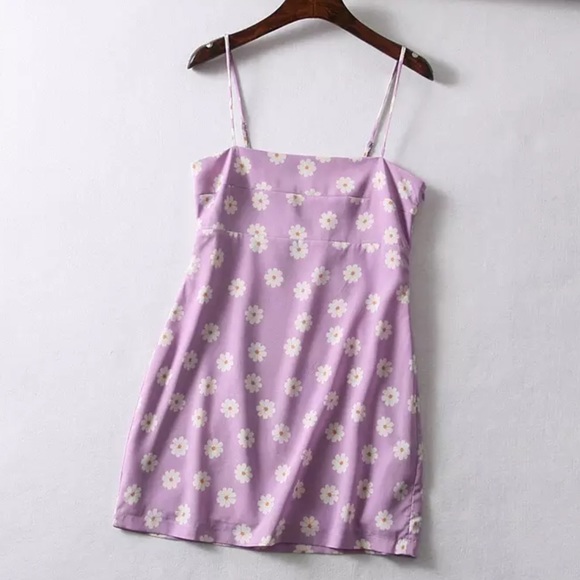 Instock🙌lavender daisy mini summer dress - Picture 3 of 6